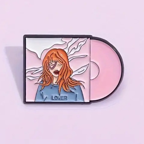LOVER ALBUM COVER - LOVER RECORD TAYLOR PIN - Picture 1 of 9